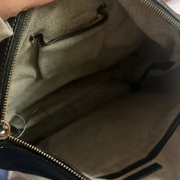 Dooney & Bourke black pebbled leather satchel - Picture 8 of 8